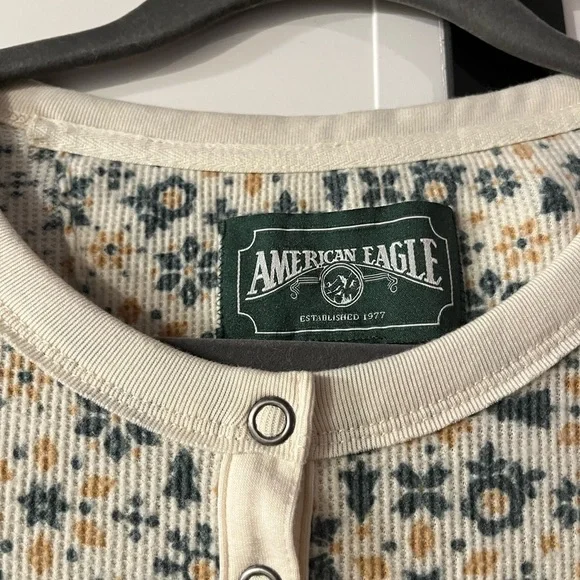 American Eagle waffle onesie (M) - Picture 4 of 5